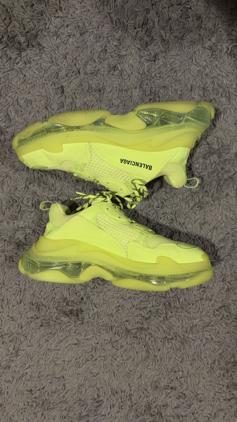 Balenciaga Balenciaga Triple S - Fluo Yellow Size US 9 / EU 42 - 1 Thumbnail