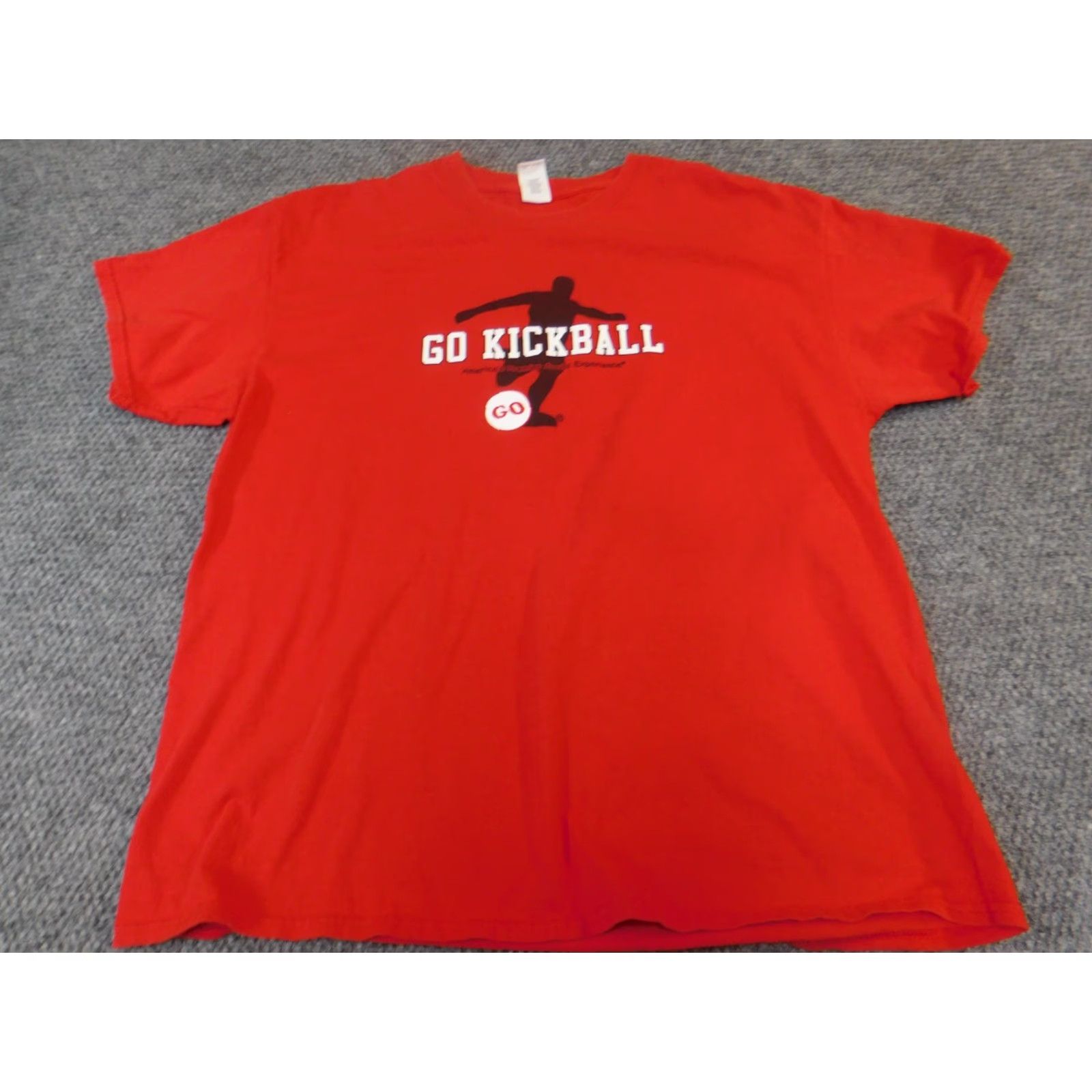 Gildan Gildan Mens T Shirt XL Red Logo Atlanta Go kickball 90s Theme Colorful Graphic Size US XL / EU 56 / 4 - 2 Thumbnail