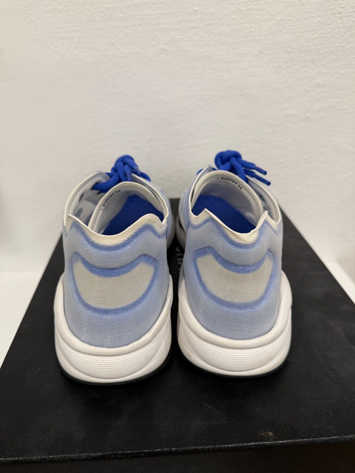 Chanel Worn once incredibly rare mesh ice size 11 Chanel trainer Size US 11 / EU 44 - 2 Thumbnail