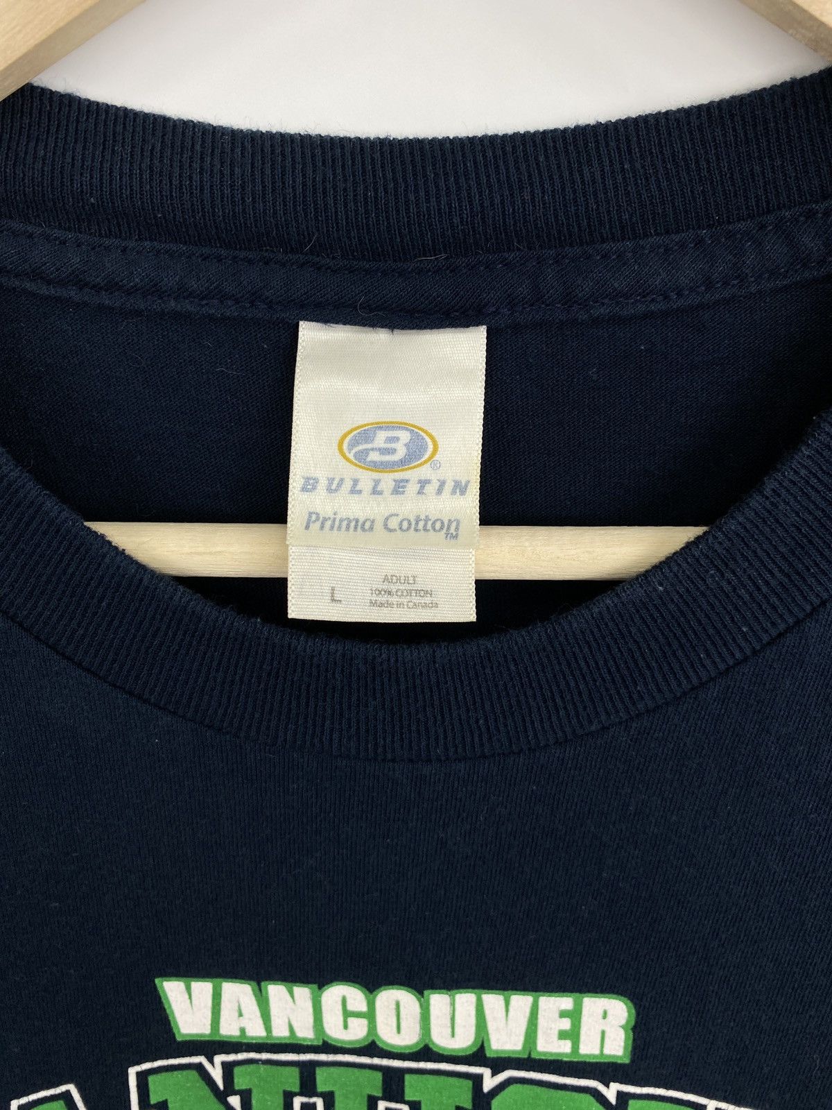 NHL 🇨🇦 Vintage 90s Vancouver Canucks NHL Athletic Jersey T-Shirt Size US L / EU 52-54 / 3 - 5 Thumbnail