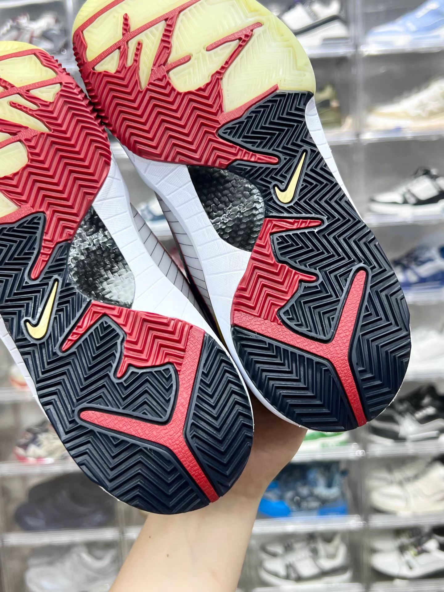 Nike Nike Kobe 4 Protro Gold Medal K15 Size US 9.5 / EU 42-43 - 9 Thumbnail