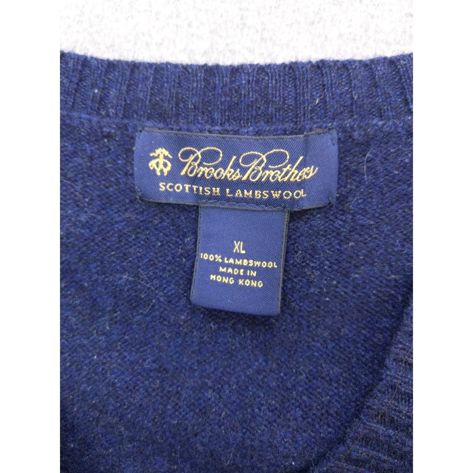 Brooks Brothers VINTAGE Brooks Brothers Sweater Vest Mens XL Blue Scottish Lambswool V-Neck Knit Size US XL / EU 56 / 4 - 2 Thumbnail