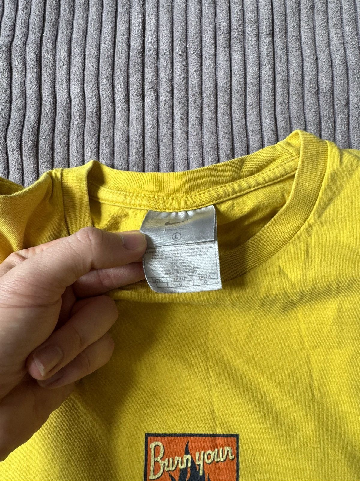 Nike Vintage 90s Nike Burn Your Television Sun Faded yellow Tee Size US L / EU 52-54 / 3 - 6 Thumbnail