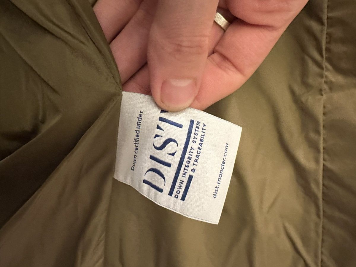 Moncler Moncler down vest Size US L / EU 52-54 / 3 - 14 Thumbnail