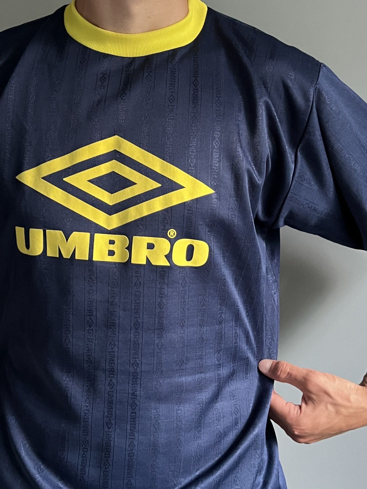 Other Vintage Umbro Big Logo Blokecore Soccer Jersey Size US M / EU 48-50 / 2 - 6 Thumbnail