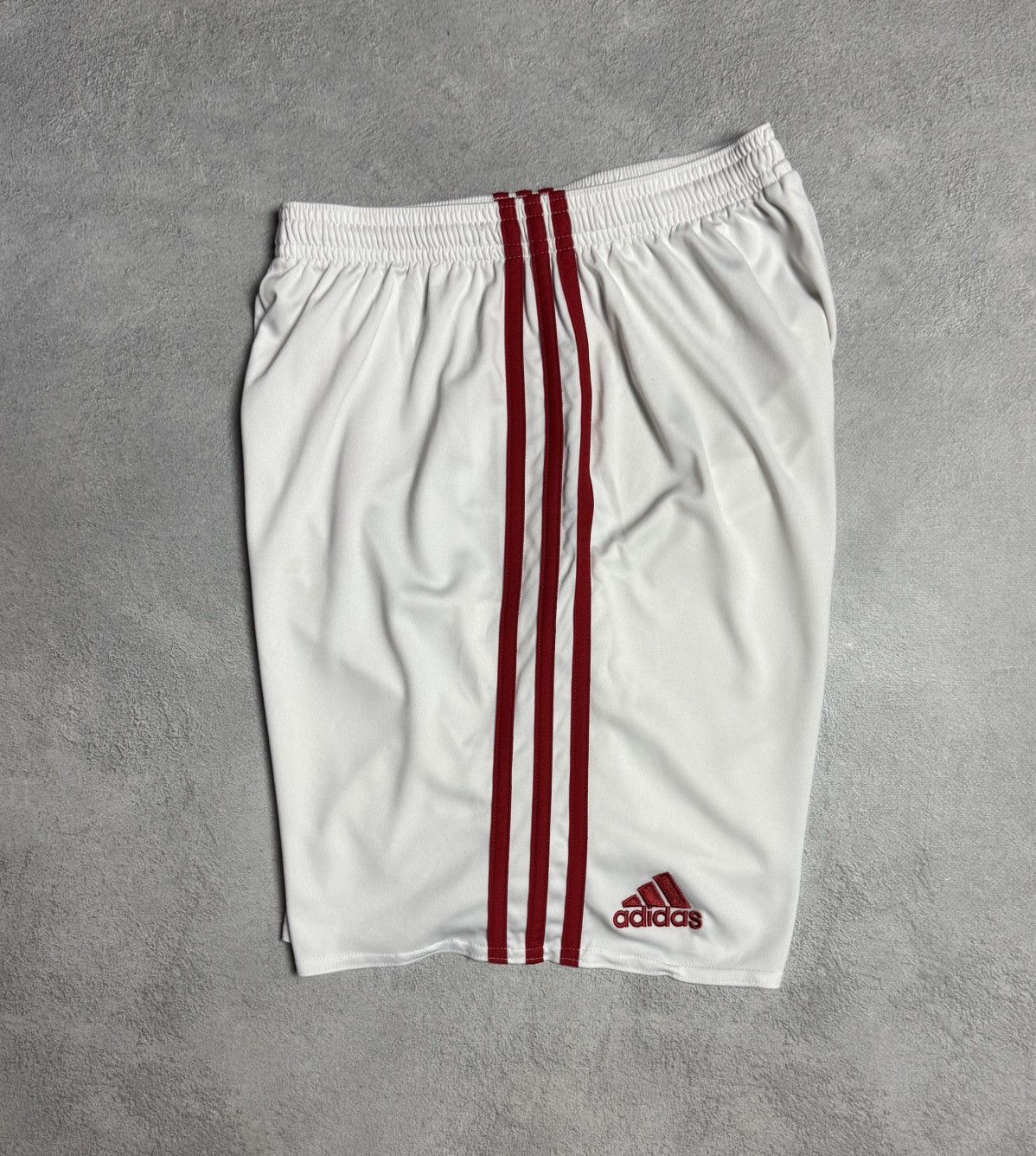 Other Manchester United 2016 2017 Home Football Shorts Adidas Size US 30 / EU 46 - 4 Thumbnail