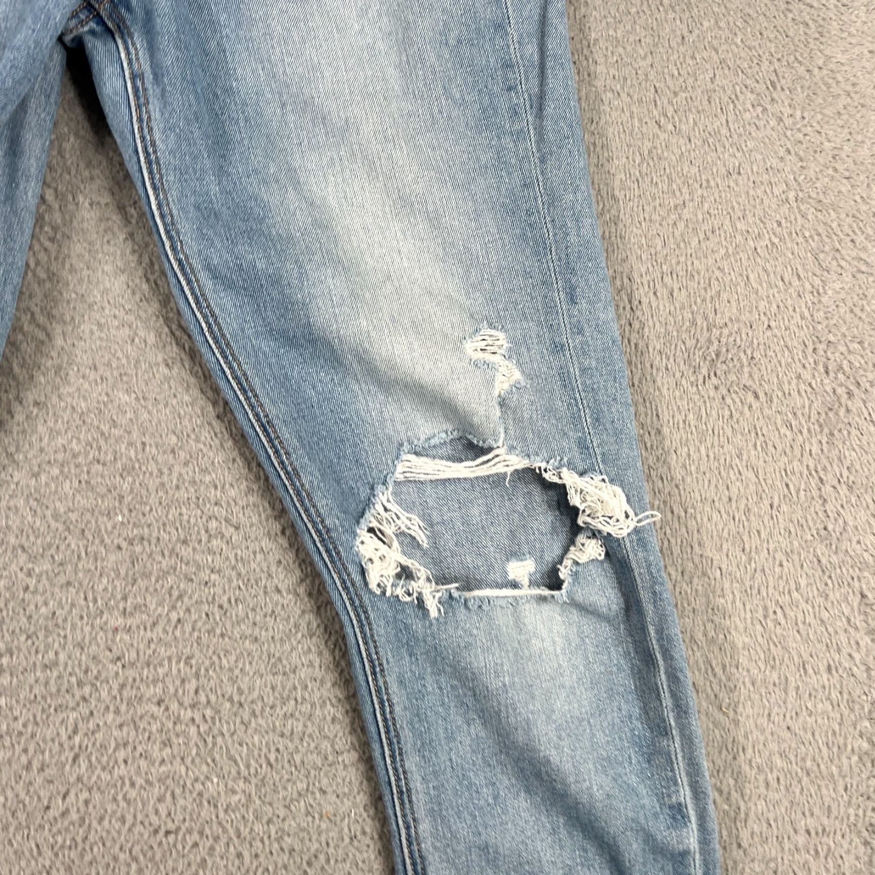 American Eagle Outfitters VINTAGE American Eagle Women's Mom Jeans Size 4 Regular Light Wash Stretch Denim Blue 28in Waist Size 27" / US 4 / IT 40 - 2 Thumbnail
