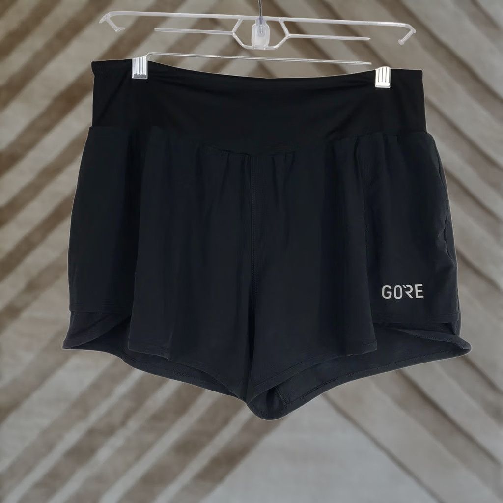 GOREWEAR GORE WEAR Women's Black Running Shorts M Built-in Liner Athletic Outdoor Size 32" / US 10 / IT 46 - 1 Thumbnail