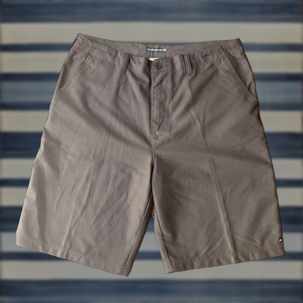 Quiksilver VINTAGE Quiksilver Shorts Bermuda Men 38 Brown Embroidered 90s Surfer Skater Pockets Size US 38 / EU 54 - 1 Thumbnail
