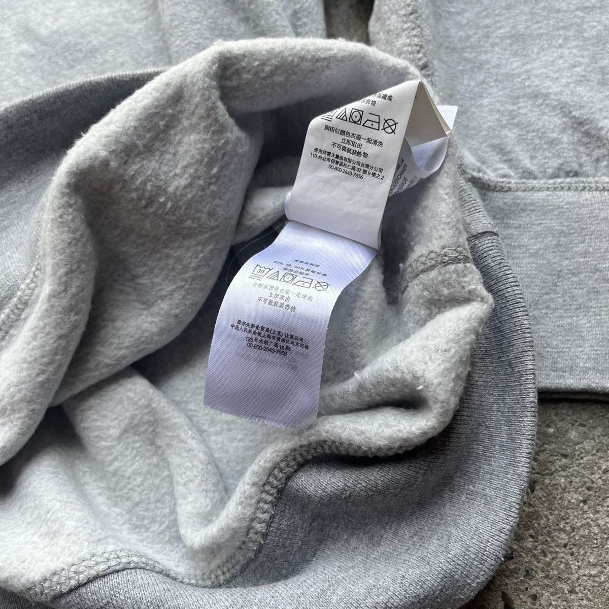 Polo Ralph Lauren × Ralph Lauren Ralph lauren polo bear crewneck sweatshirt L grey classy Size US L / EU 52-54 / 3 - 6 Thumbnail