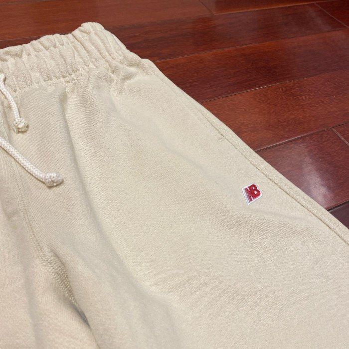 New Balance NEW BALANCE MADE IN USA CORE SWEATPANTS BEIGE Size US 32 / EU 48 - 2 Thumbnail