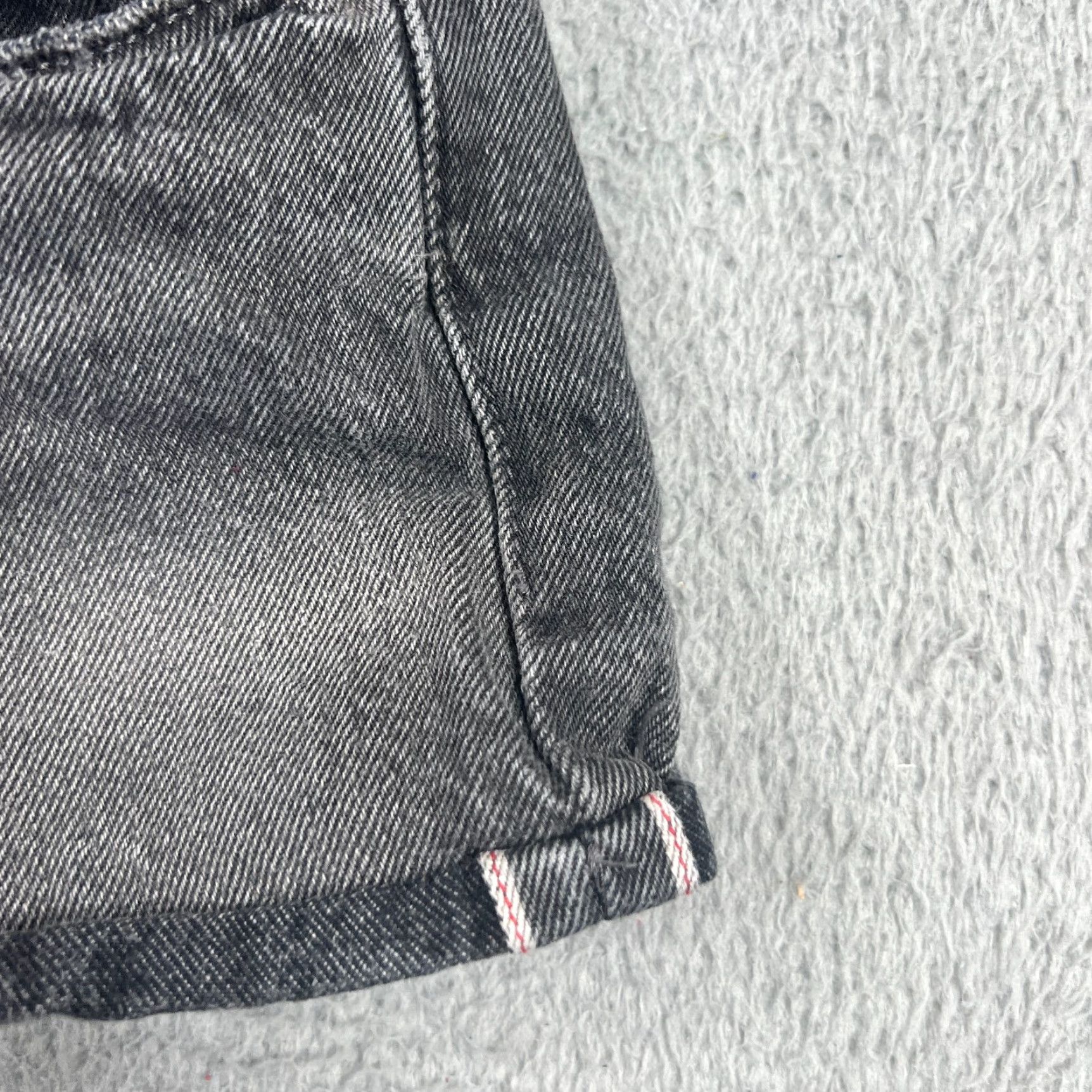Levi's Levi's Selvedge Shorts Womens 25 Black Denim Size 42" / US 20 - 2 Thumbnail