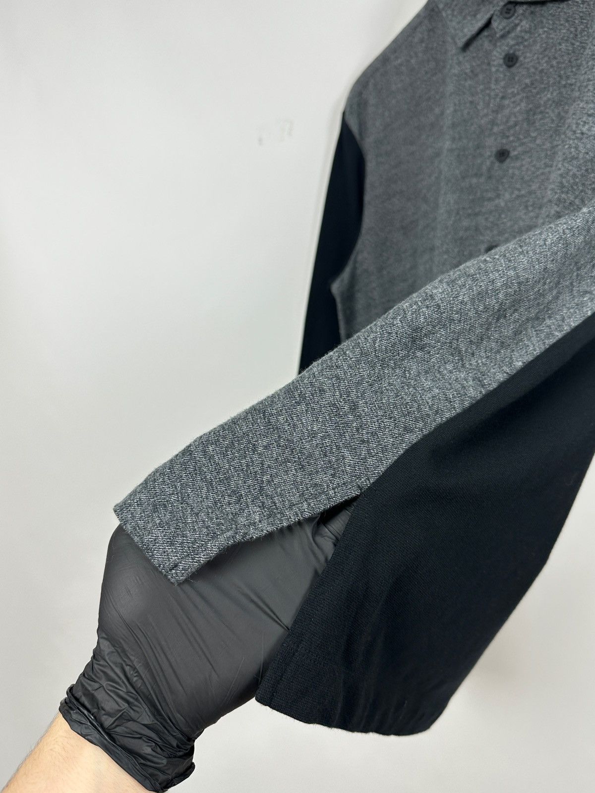 Issey Miyake Issey Miyake Men Black/Gray Long Sleeve Button Up Shirt Size US XL / EU 56 / 4 - 11 Thumbnail