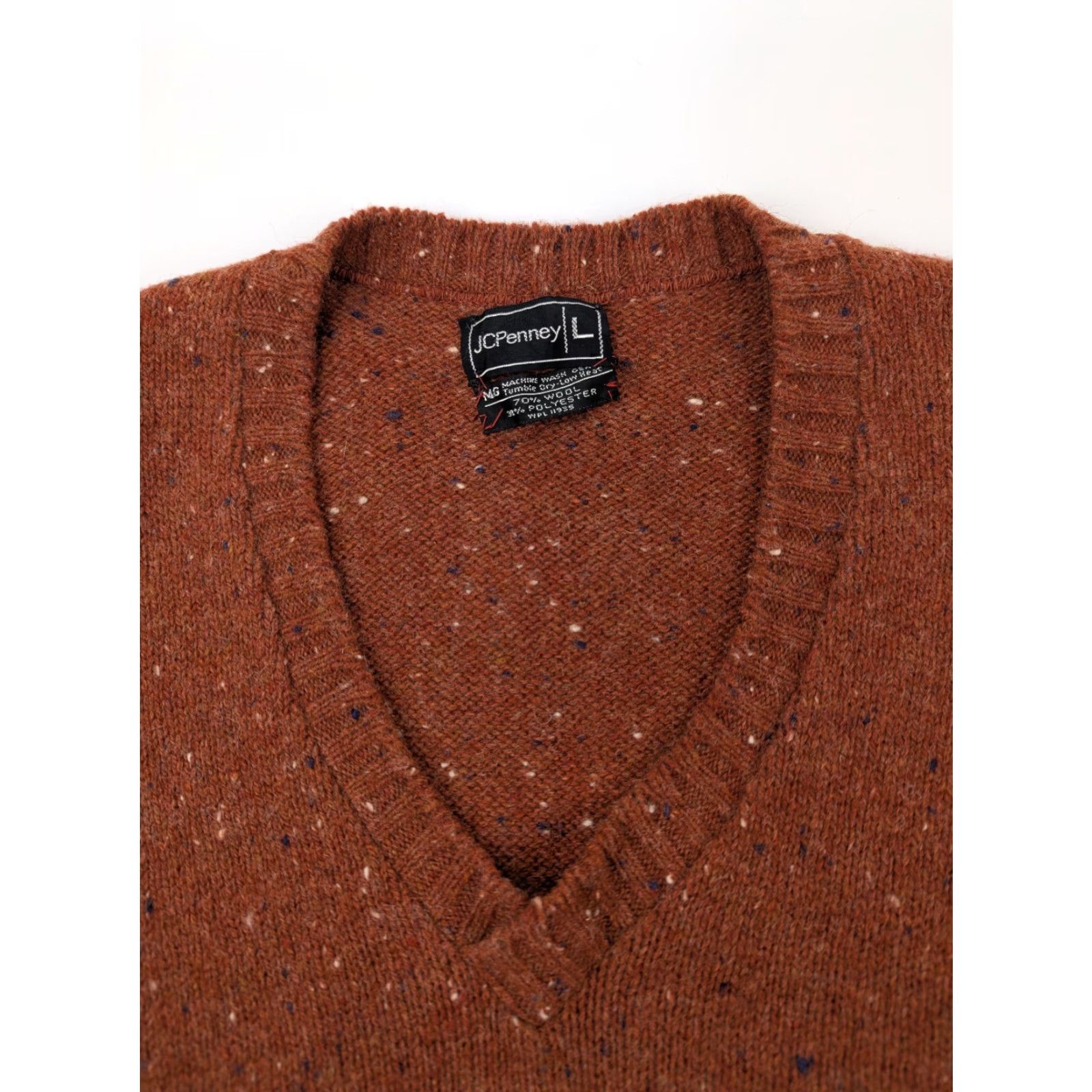 Vintage VINTAGE J. C. Penney Sweater Vest Wool Blend Size L ILGWU Union Made Rust V-Neck Sleeveless Men Size US L / EU 52-54 / 3 - 5 Thumbnail