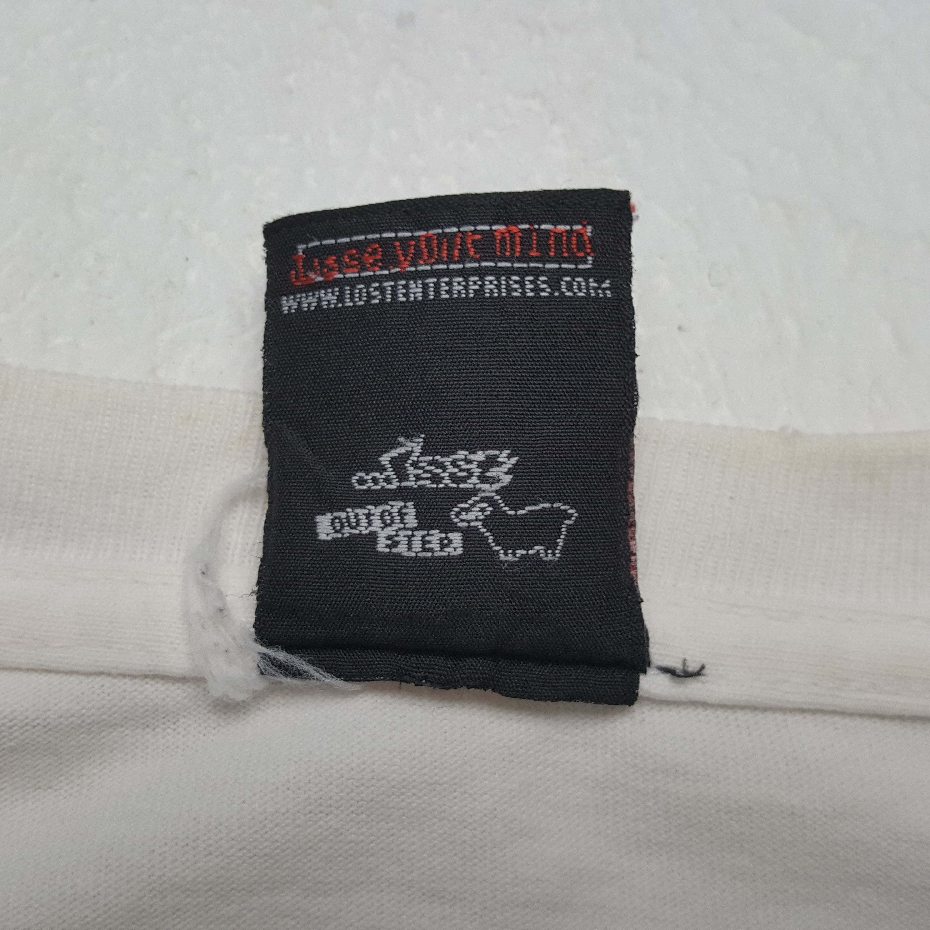 Lost Enterprises Vintage Lost Skateboard Streetwear Style T-shirt RR12 Size US L / EU 52-54 / 3 - 5 Thumbnail