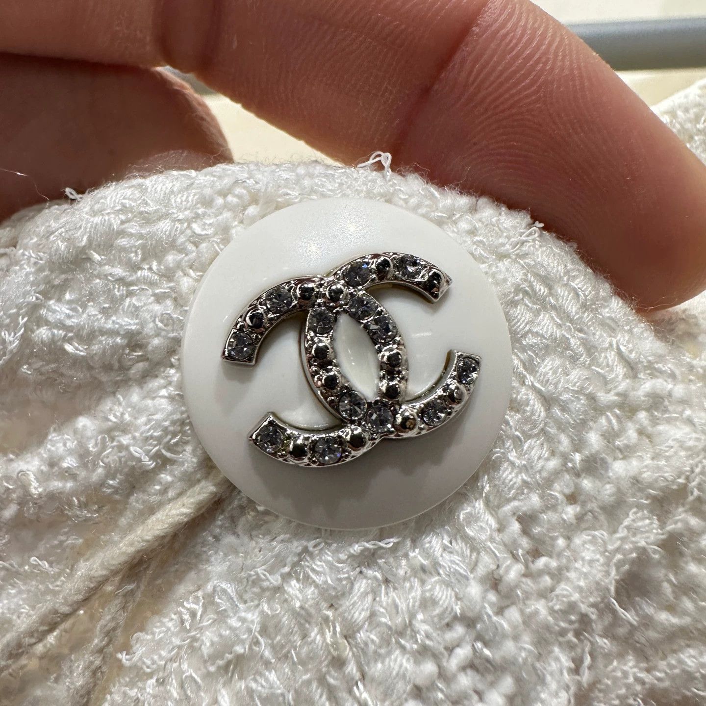 Chanel Chanel woven-strap logo-button short jacket 38 Size S / US 4 / IT 40 - 6 Thumbnail