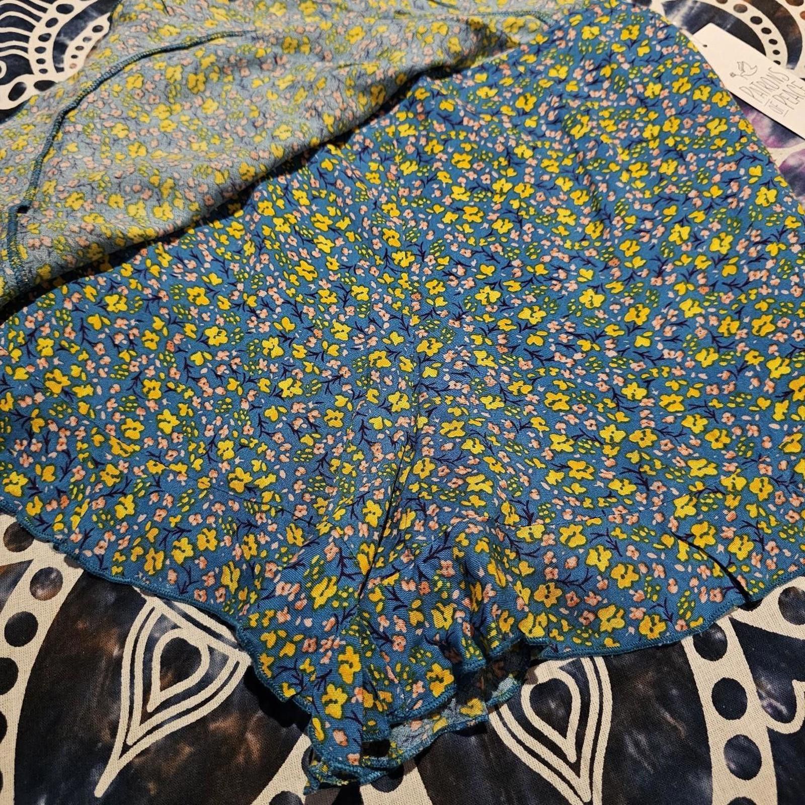 Lulus Lulus Women's Patrons of Peace Floral Skirt Size 28" / US 6 / IT 42 - 4 Thumbnail