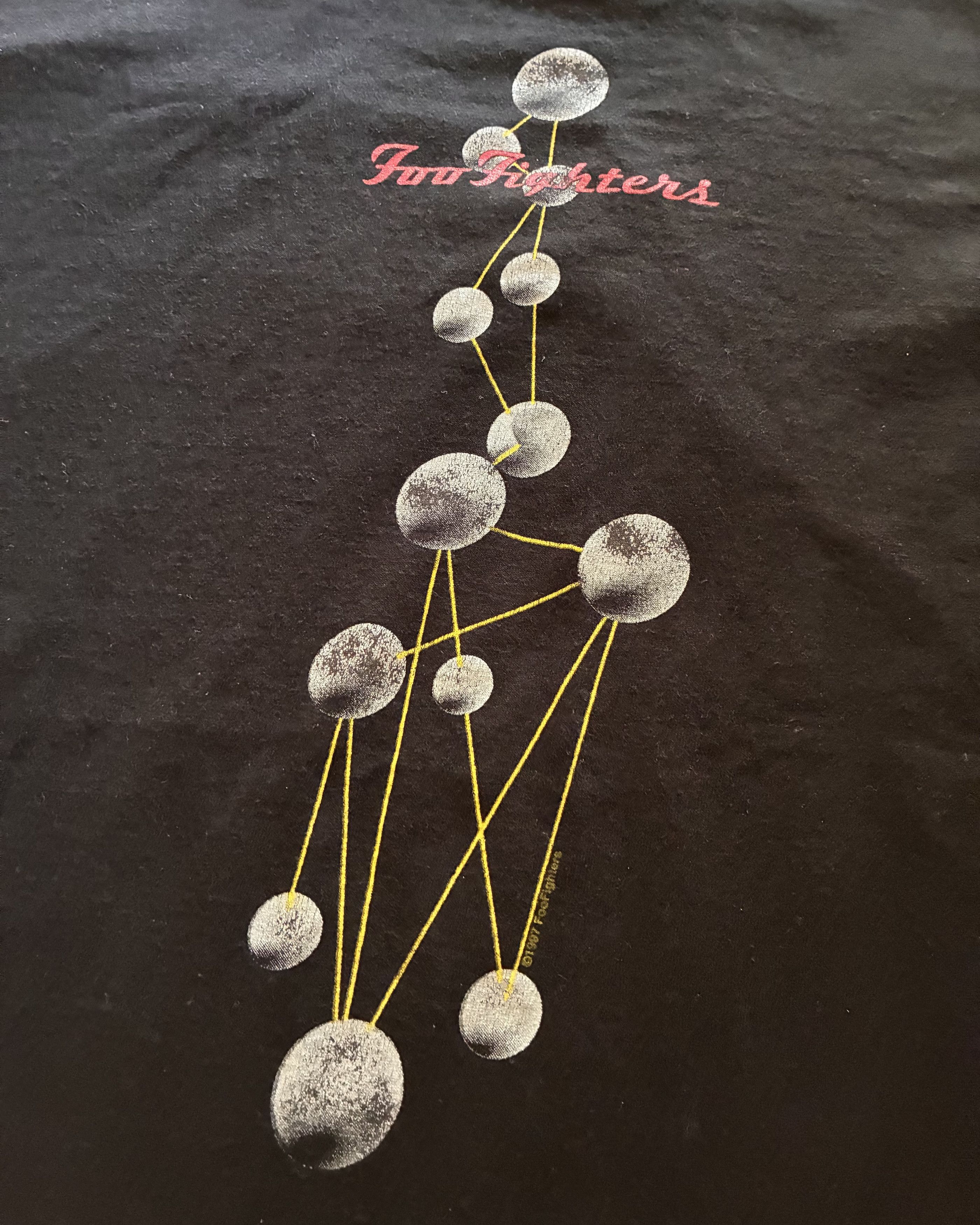 Band Tees × Vintage VTG Foo Fighters Tee - The Colour and the Shape - XL Size US XL / EU 56 / 4 - 4 Thumbnail