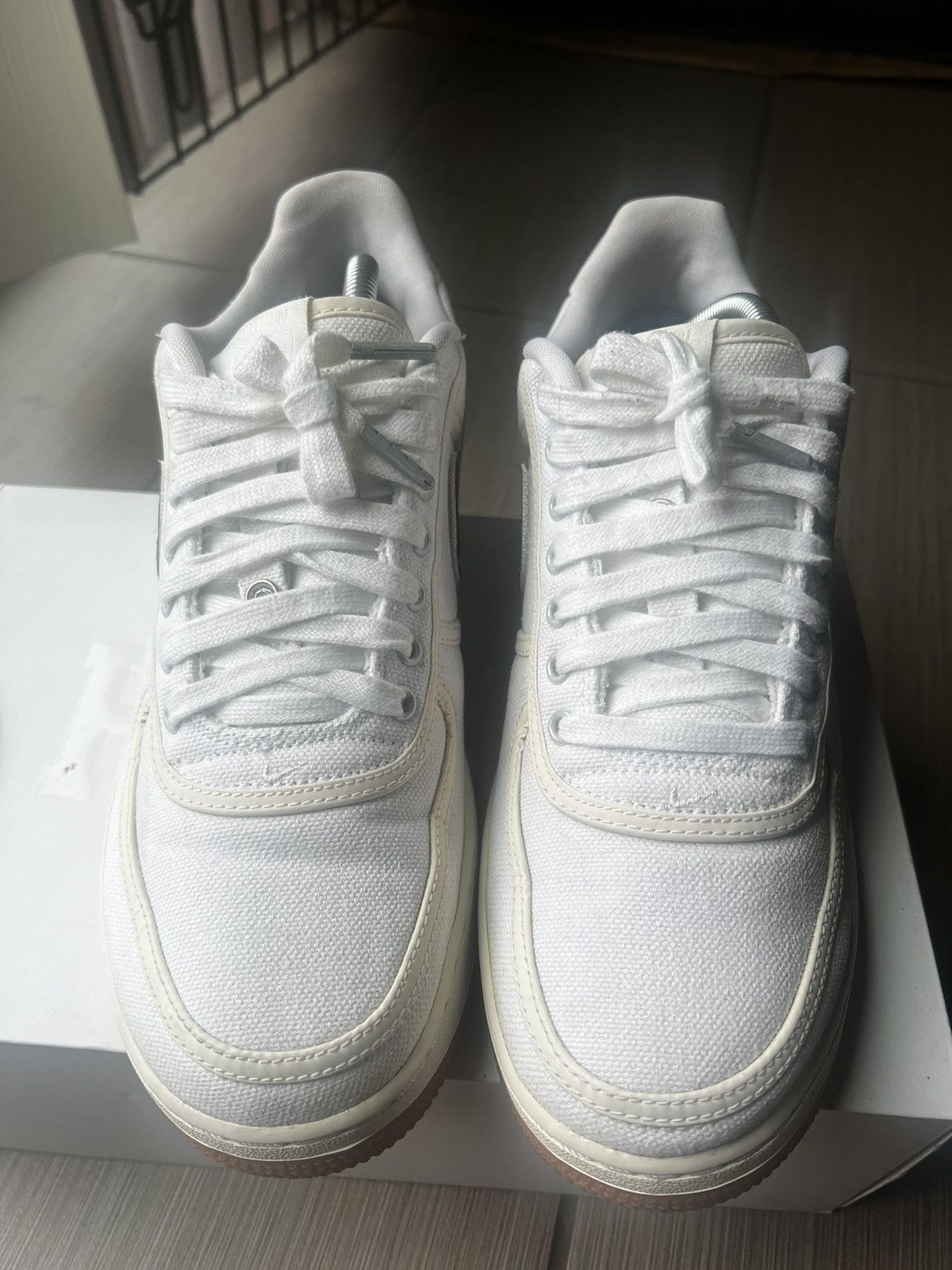 Nike × Travis Scott Travis Scott Air Force 1 White Size US 8.5 / EU 41-42 - 1 Thumbnail