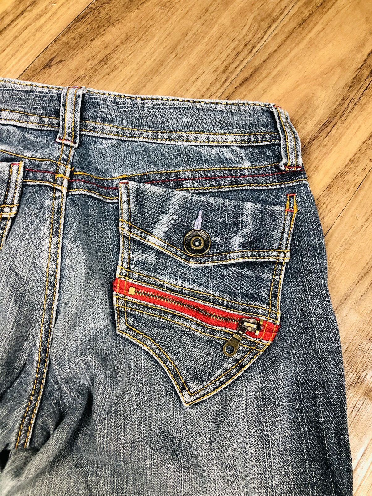 BCBGeneration B.CB.G. Bootcut Jeans (33) Size 29" - 15 Thumbnail
