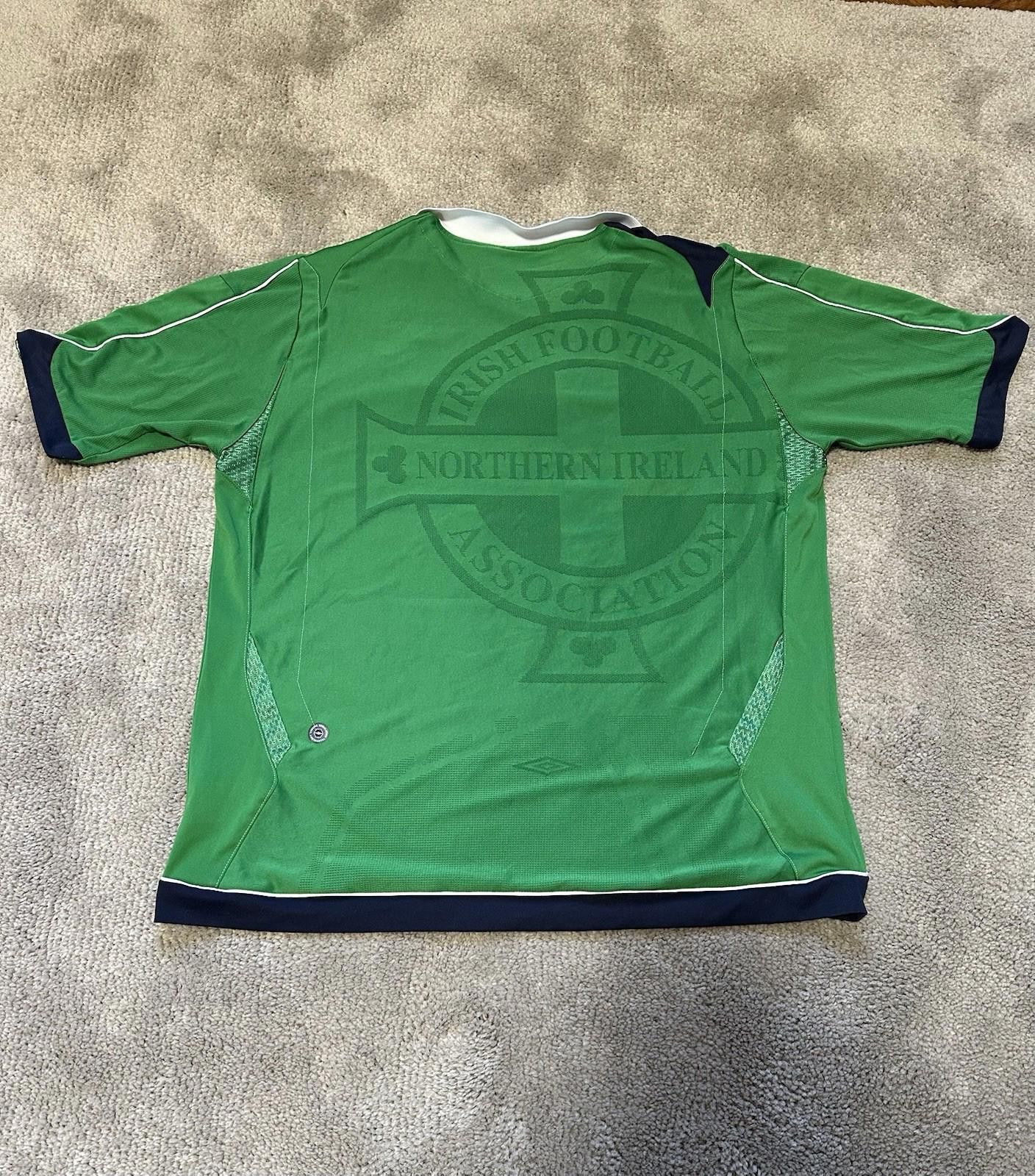 Umbro Northern Ireland Umbro 2006 Football Shirt Soccer Jersey Size US XL / EU 56 / 4 - 3 Thumbnail