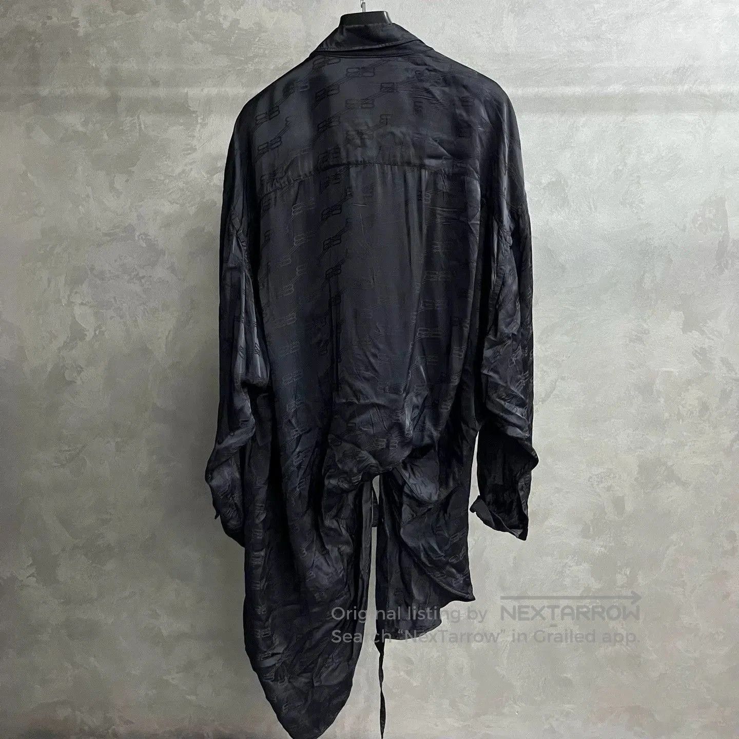 Balenciaga Balenciaga Black Logo Shirt Dress. Size US 38 / EU 54 - 2 Thumbnail