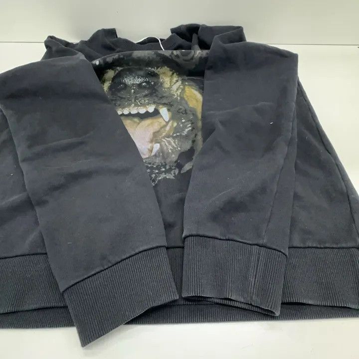 Givenchy Givenchy Givenchy Classic Dog Print Long Sleeve Sweatshirt Size US L / EU 52-54 / 3 - 6 Thumbnail