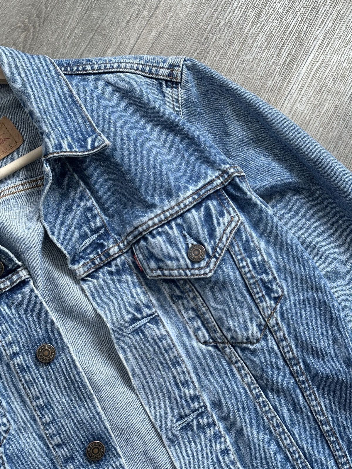 Levi's 🫧 Vintage Levi's Trucker Denim Jacket Blue Medium Wash Size L / US 10 / IT 46 - 5 Thumbnail