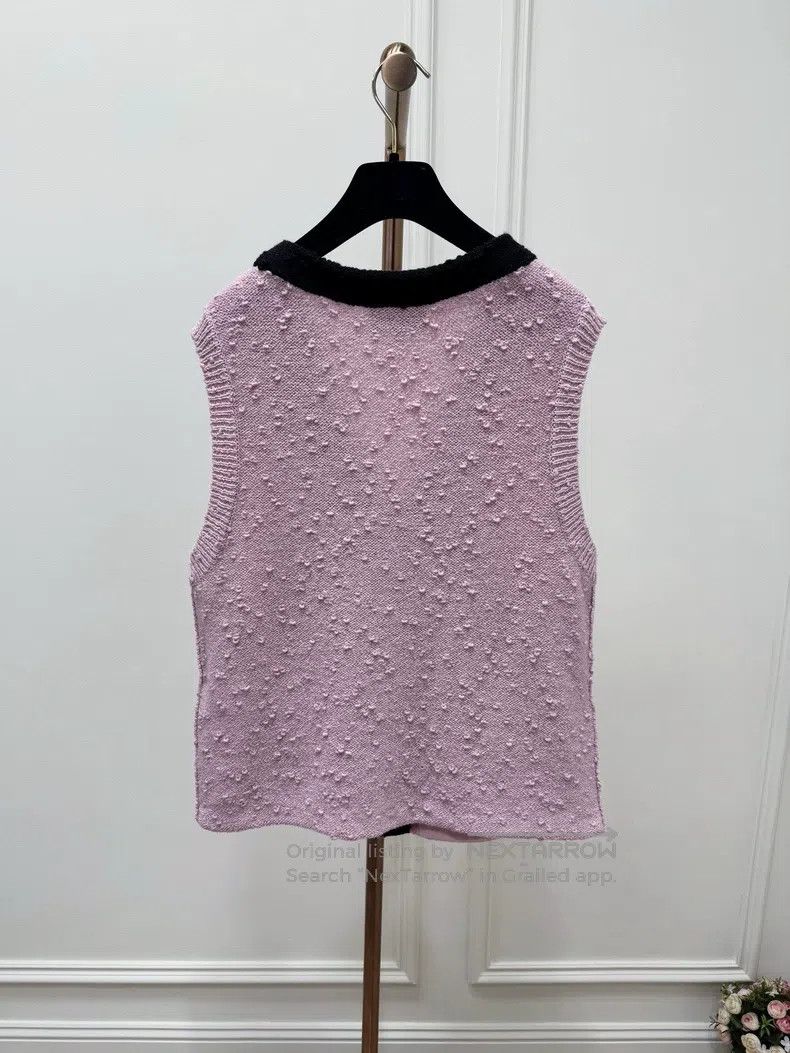 Chanel Chanel Pink and black knitted vest Size XS / US 0-2 / IT 36-38 - 2 Thumbnail