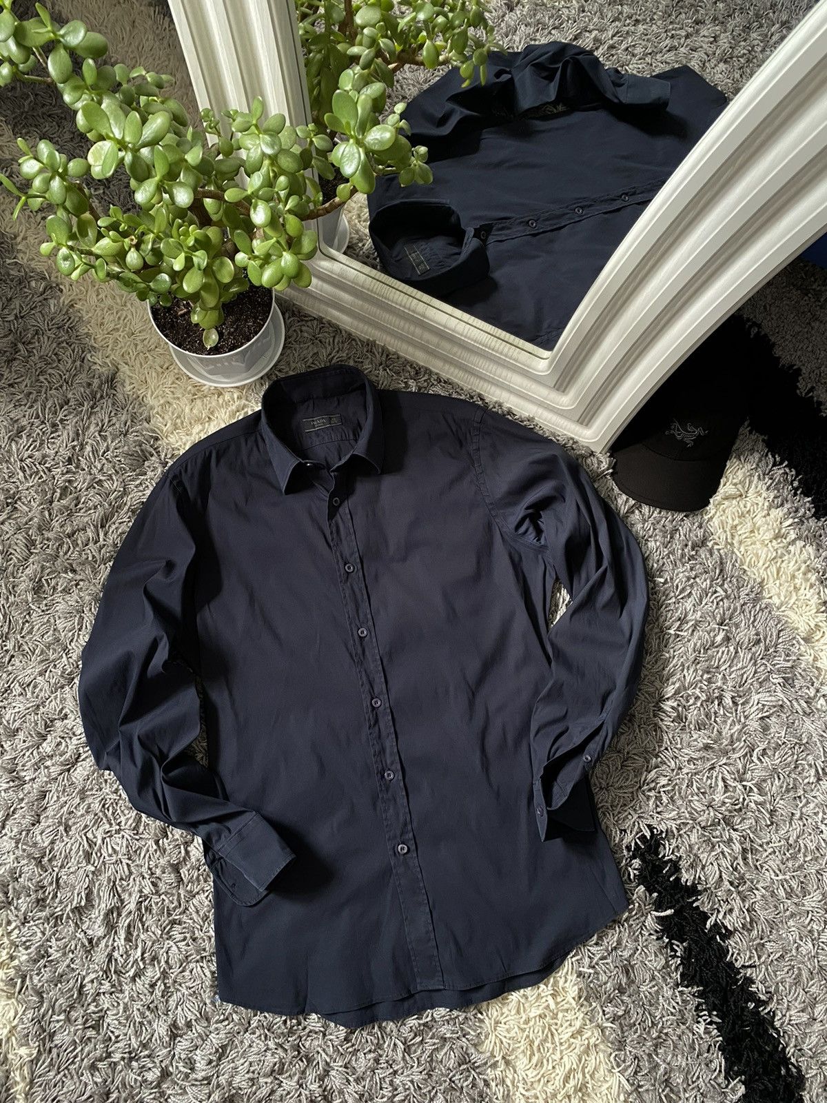Prada Prada shirt business design collared button up Size US M / EU 48-50 / 2 - 1 Thumbnail