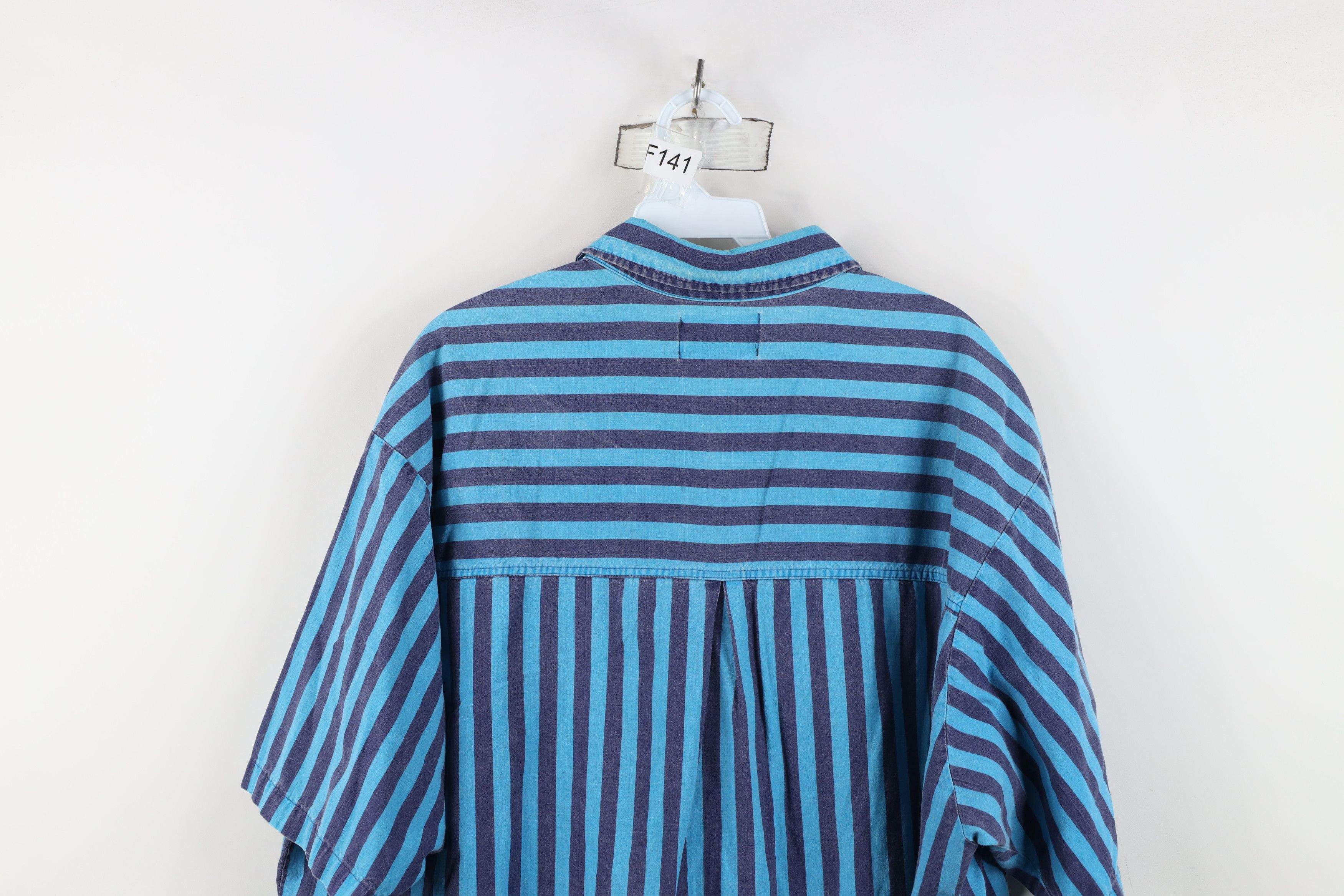 Vintage Vintage 90s Streetwear Fit Striped Collared Button Shirt USA Size US XL / EU 56 / 4 - 14 Thumbnail