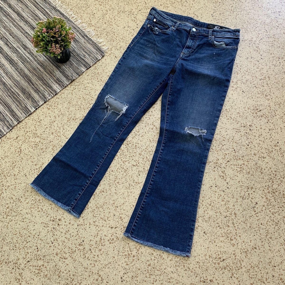 Armani Exchange AX Armani Exchange Boot Cut Flared Distressed Jeans Hype Size 31" - 3 Thumbnail