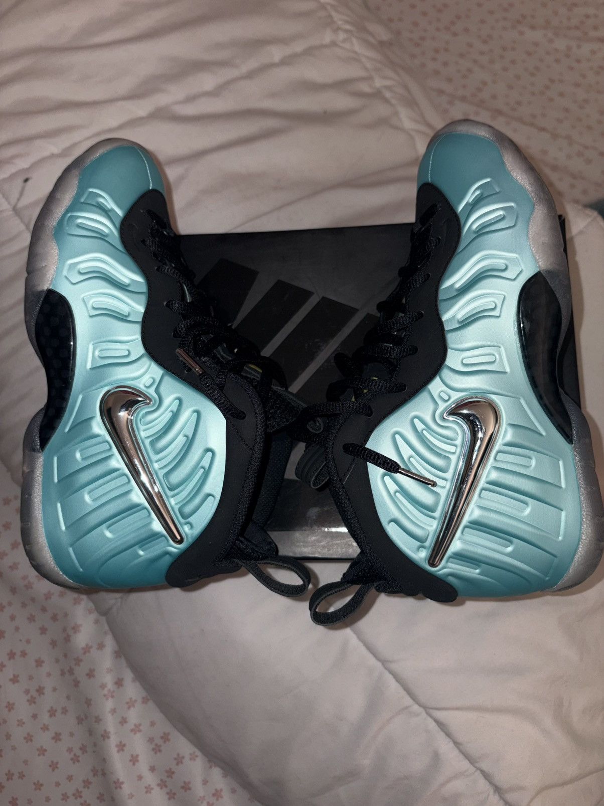 Nike Nike Air Foamposite Pro Island Green Metallic 2017 Size US 5 / EU 37 - 7 Thumbnail