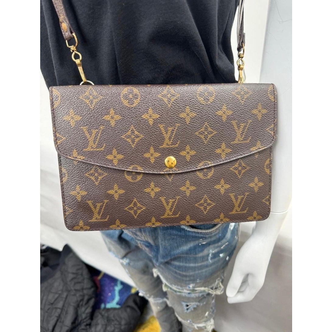 Louis Vuitton Louis Vuitton Monogram Pochette Double Rabat Shoulder Bag Size ONE SIZE - 2 Thumbnail