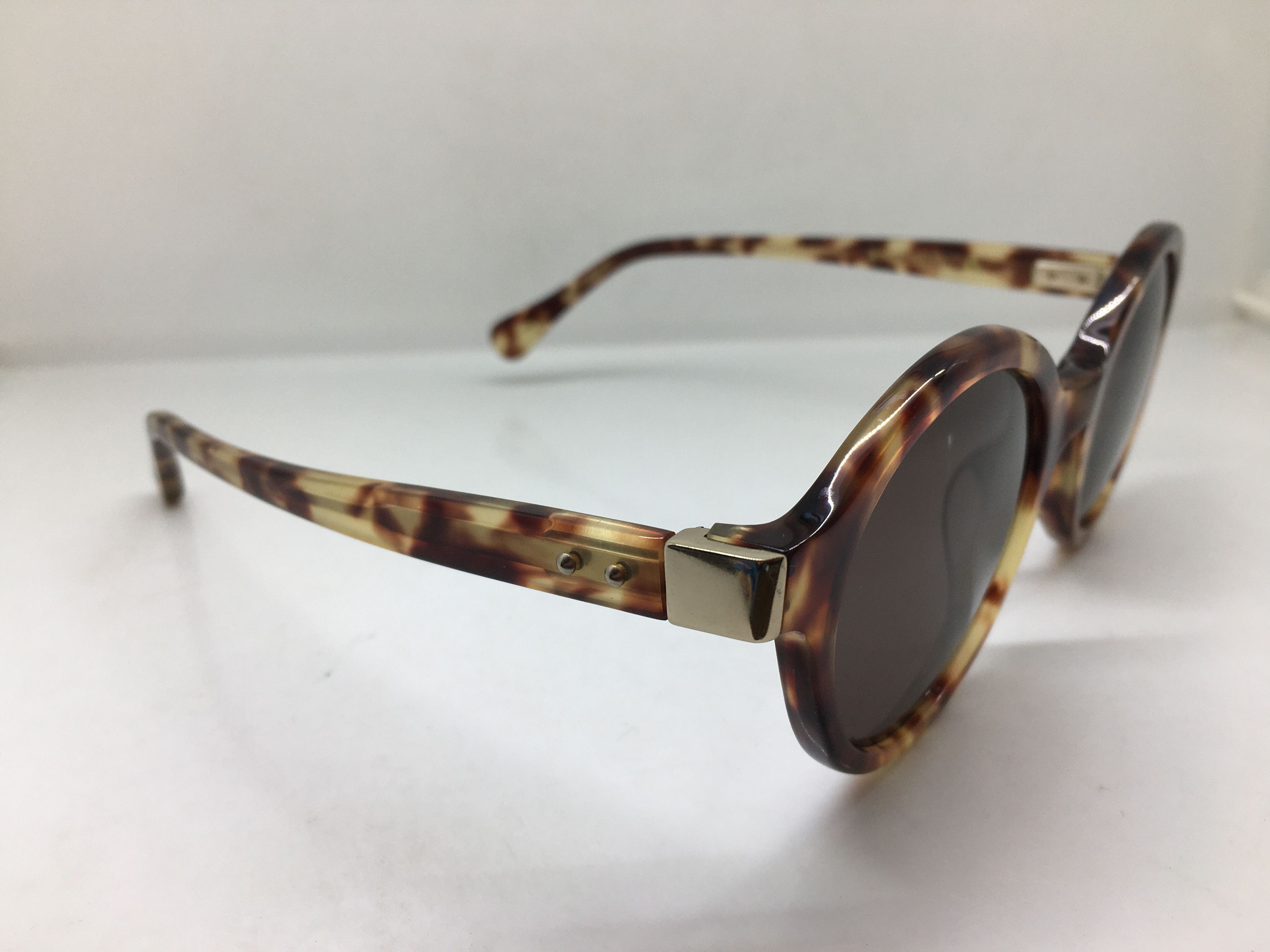 Other Glasogon ARTSTOCRST Tortoise Round Sunglasses Frame Size ONE SIZE - 2 Thumbnail