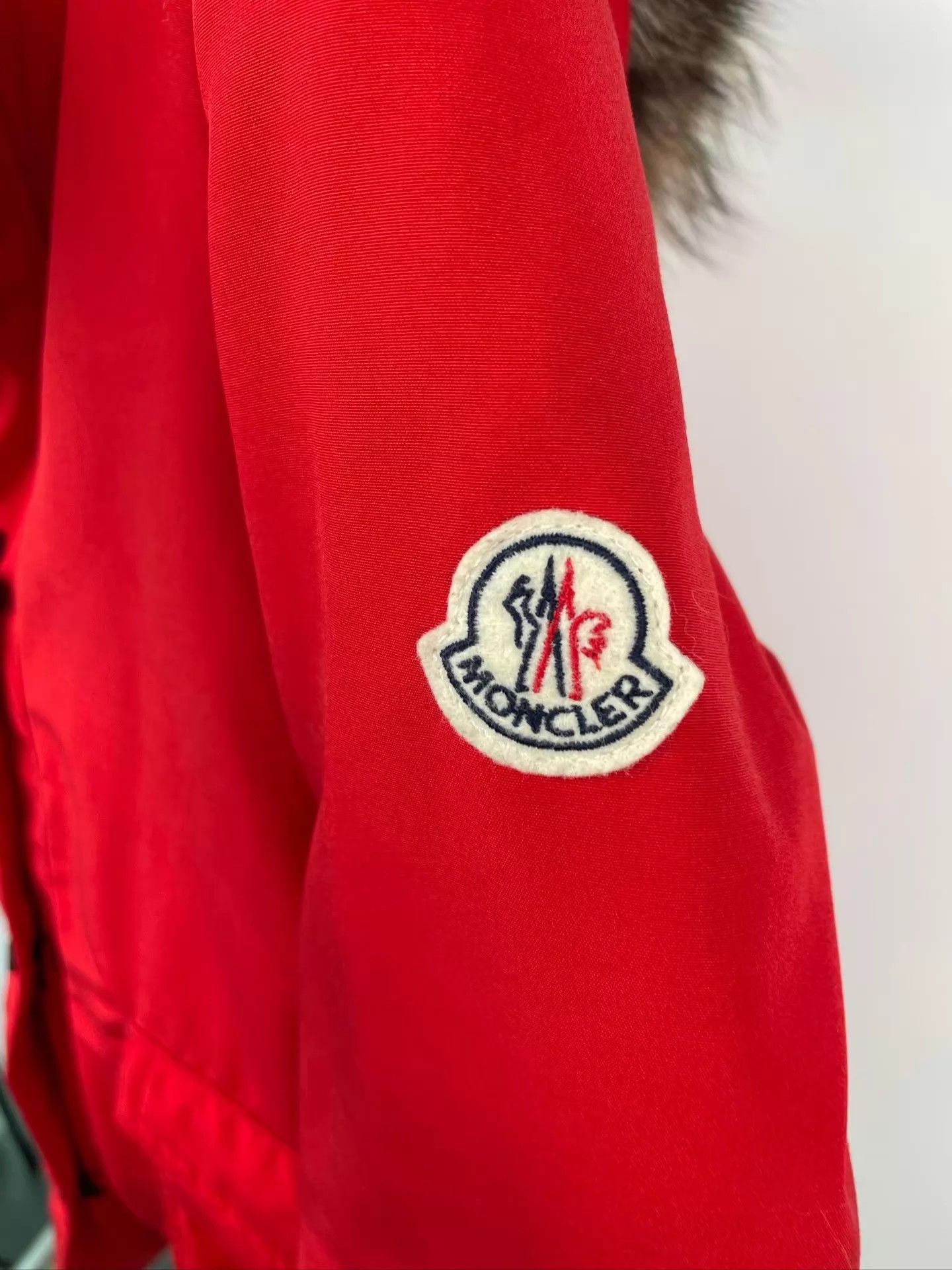 Moncler Moncler Red Down Jacket 0 260418XRB9R07 Size XS / US 0-2 / IT 36-38 - 3 Thumbnail