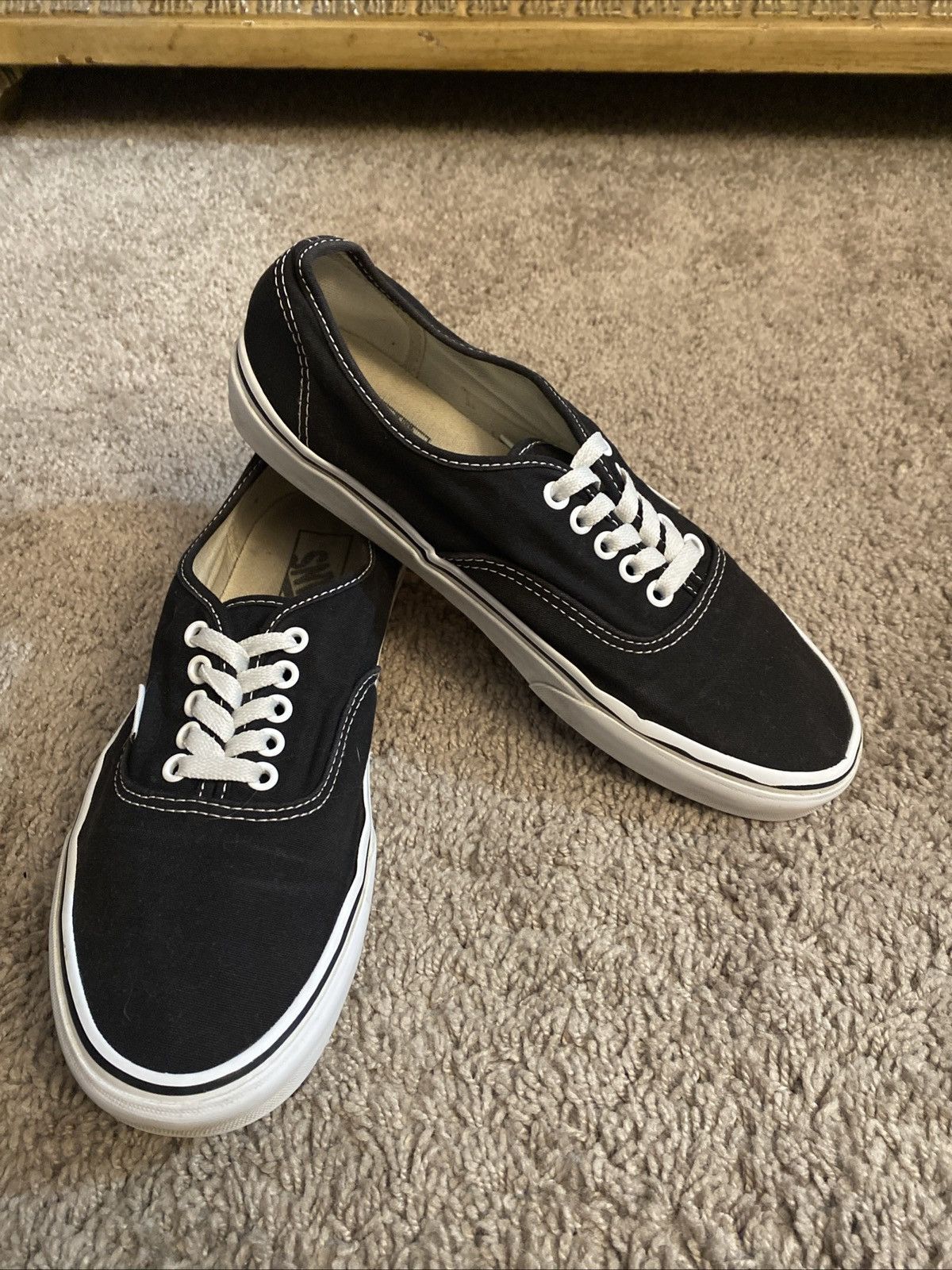 Vans Unisex Vans Off The wall Sk8 low Sneakers size 9.5M/ 11W Size US 9.5 / EU 42-43 - 14 Thumbnail
