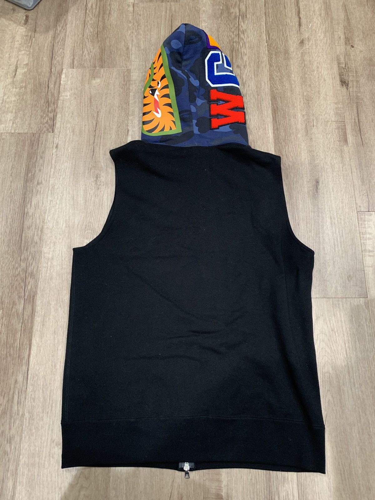 Bape Bape Navy Camo Shark Zip up Sleeveless Hoodie Size US M / EU 48-50 / 2 - 2 Thumbnail