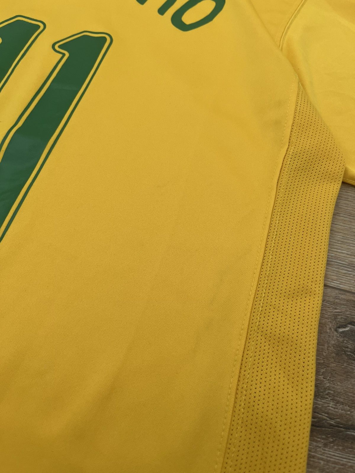Nike RARE NIKE BRAZIL ROBINHO #11 HYPE BLOCKCORE STYLE JERSEY Size US L / EU 52-54 / 3 - 18 Thumbnail