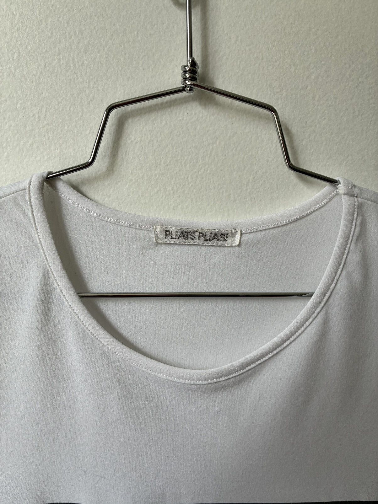 Pleats Please Issey Miyake PLEATS PLEASE Rare AW1998 Tribal Print Nylon Tee Size US S / EU 44-46 / 1 - 5 Thumbnail