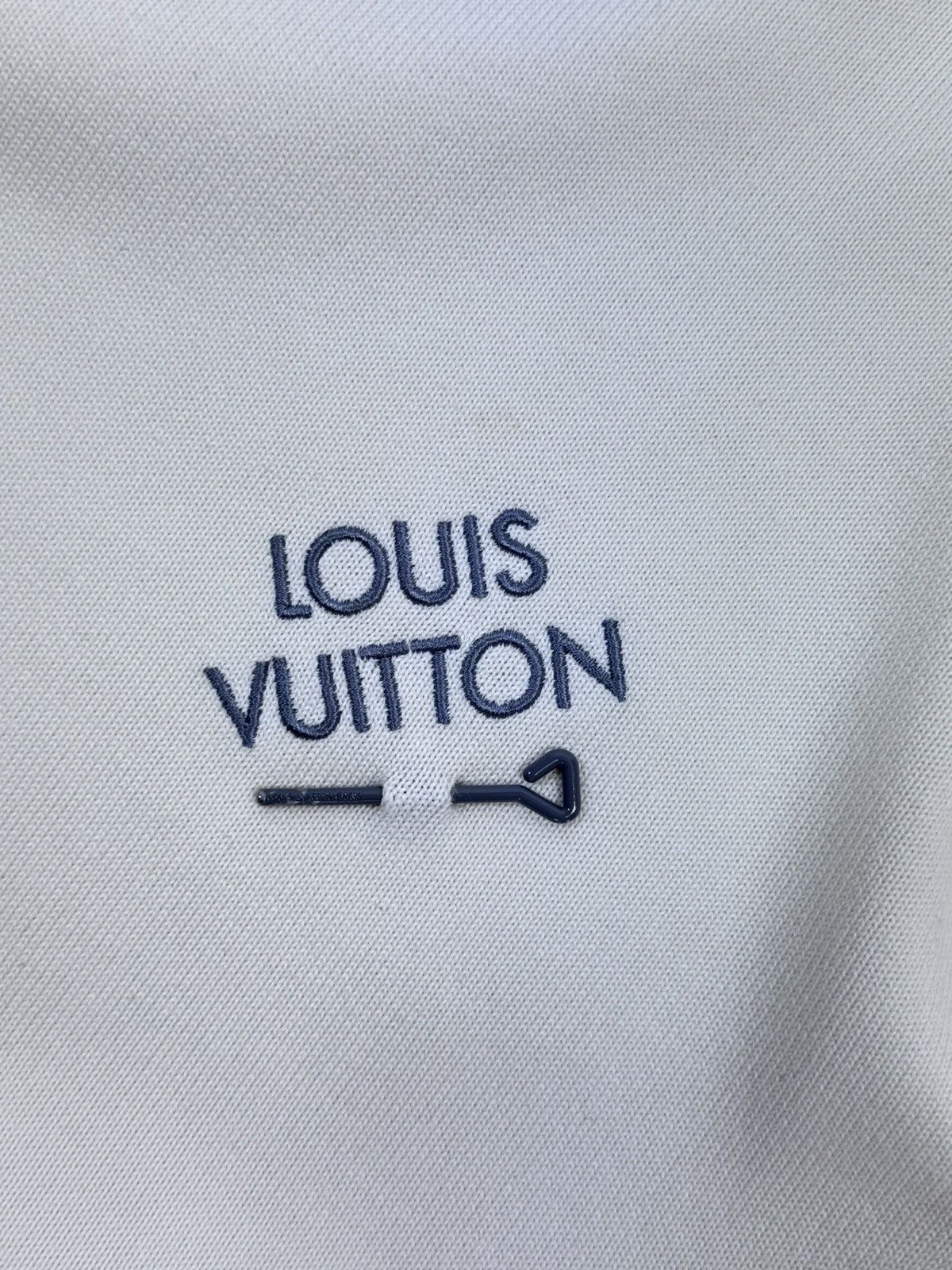Louis Vuitton LOGO EMBROIDERED T-SHIRT Size US XL / EU 56 / 4 - 4 Thumbnail