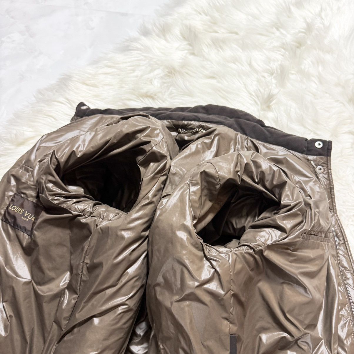 Louis Vuitton Louis Vuitton leather LV logo nylon Jacket 44 Size US S / EU 44-46 / 1 - 15 Thumbnail