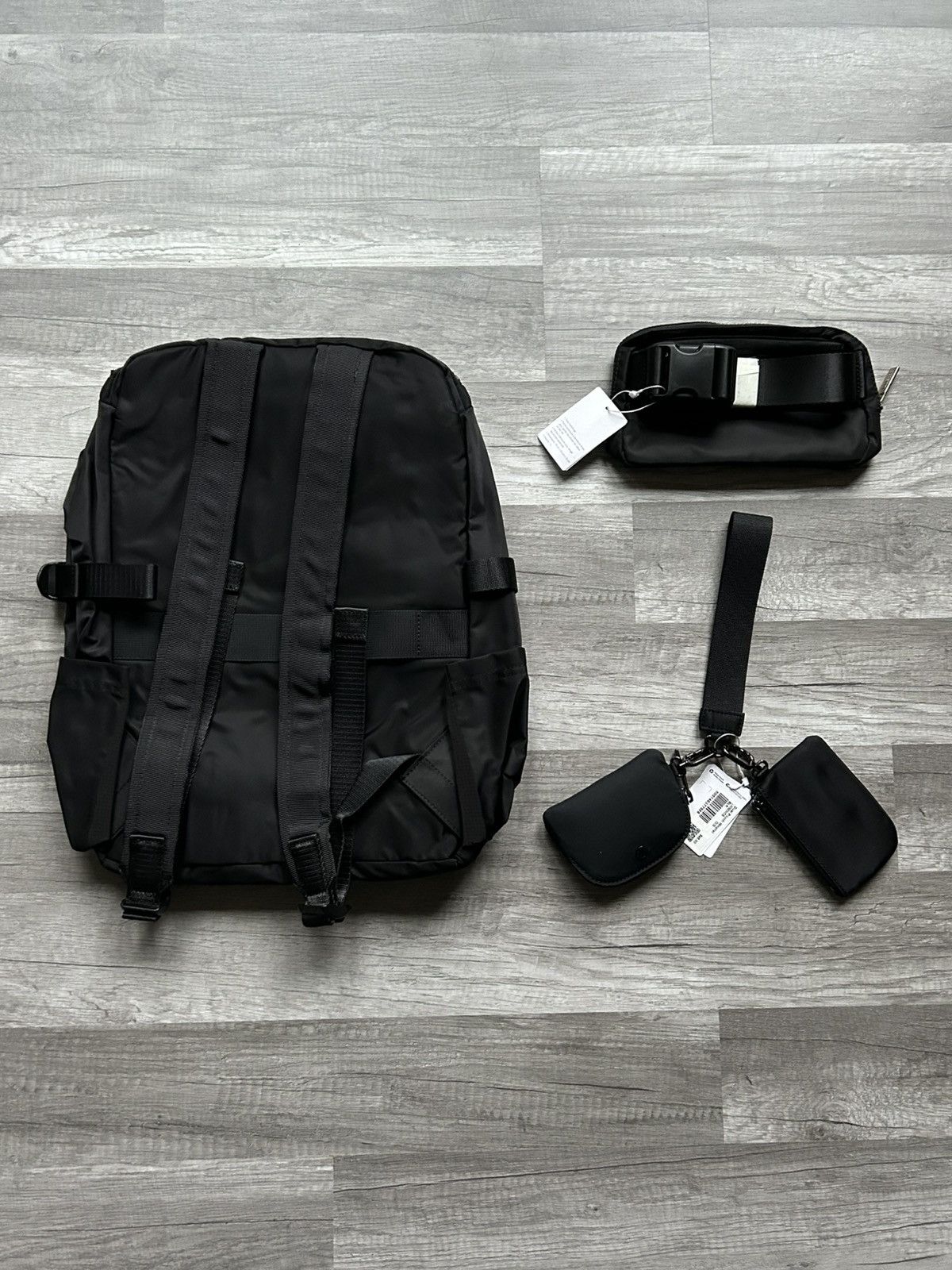 Lululemon Lululemon Bundle Backpack Belt Bag Keychain Wristlet Size ONE SIZE - 2 Thumbnail