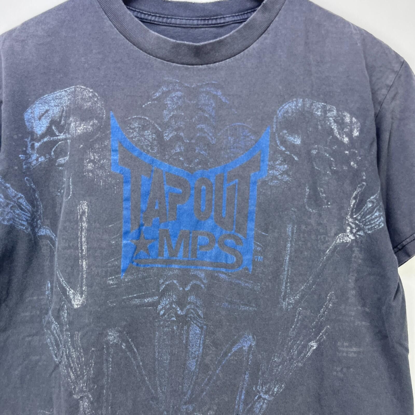 Vintage Vintage Y2K Tapout MMA Skulls Graphic Faded T Shirt Medium Size US XL / EU 56 / 4 - 2 Thumbnail