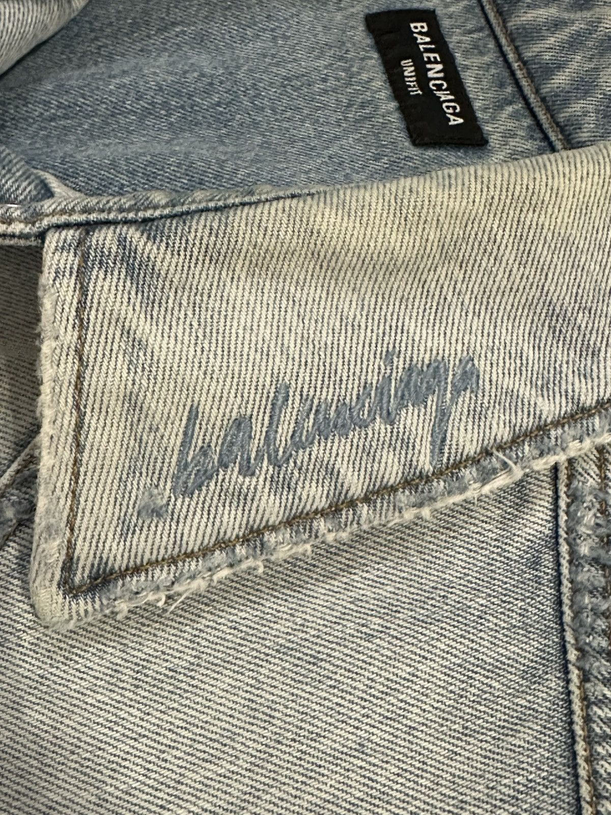 Balenciaga Balenciaga distressed oversized sleeveless shirt Size US M / EU 48-50 / 2 - 2 Thumbnail