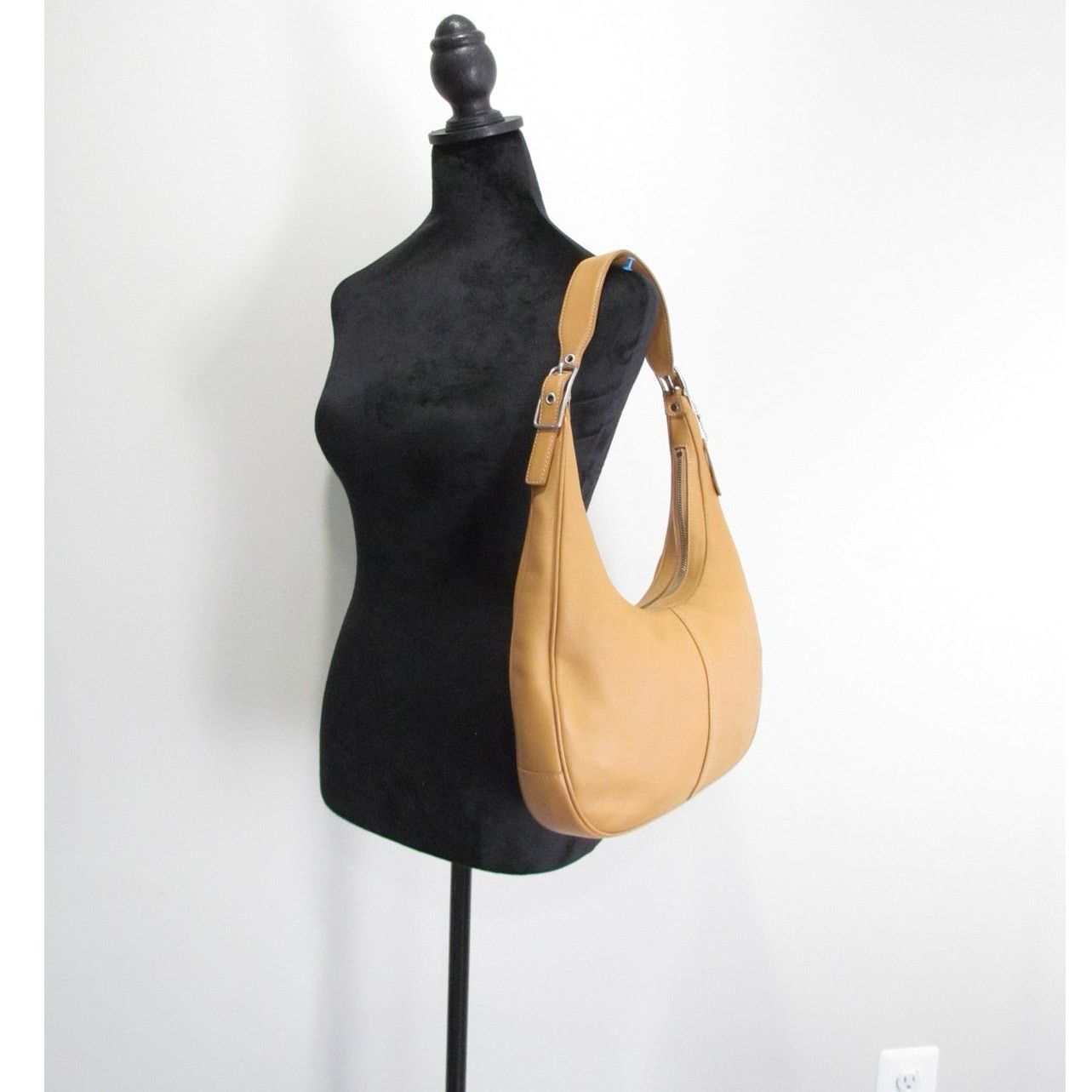 Coach Coach Tan Leather Hobo Shoulder Bag Size ONE SIZE - 4 Thumbnail
