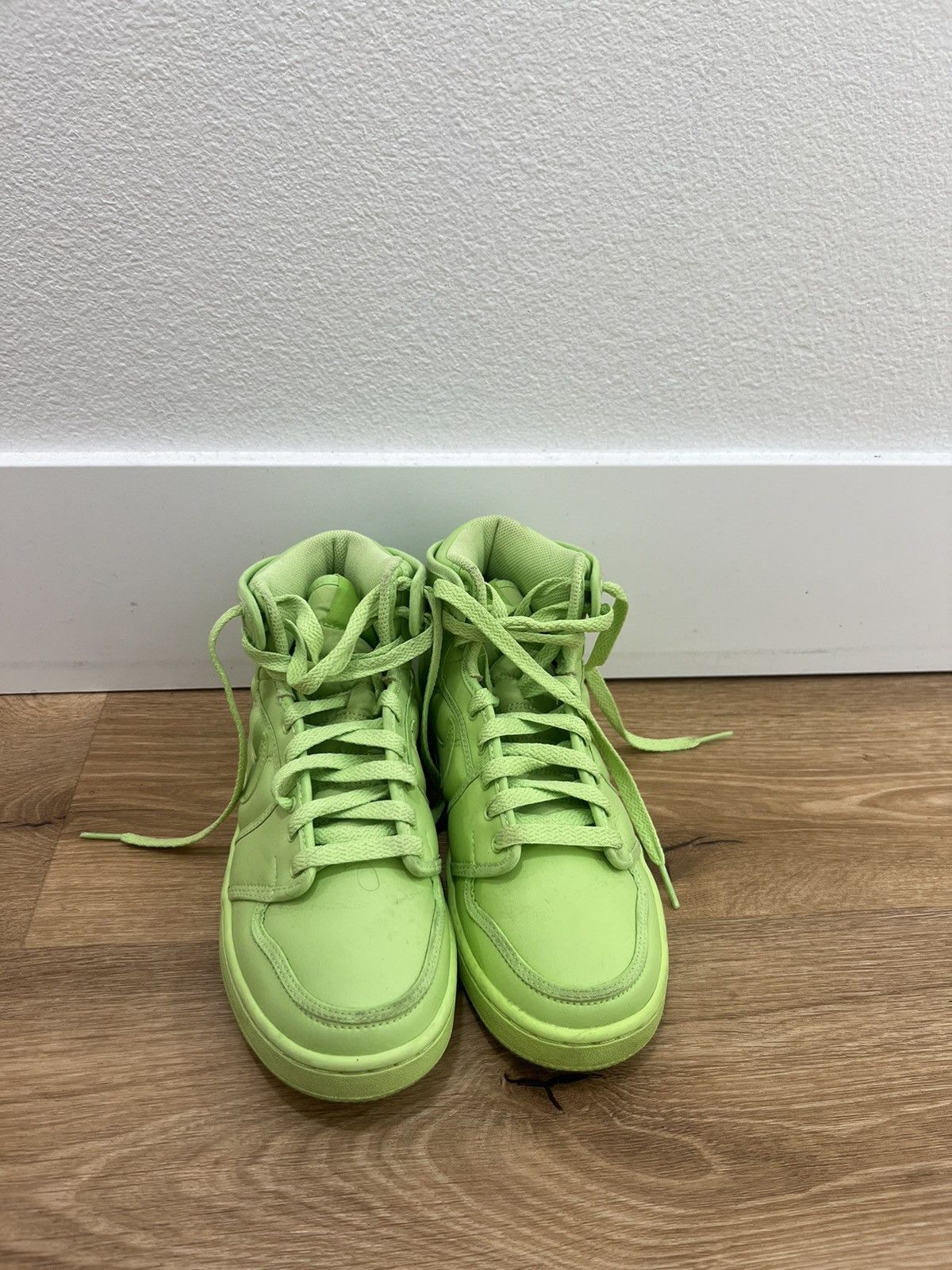 Jordan Billie Eilish 'Ghost Green'