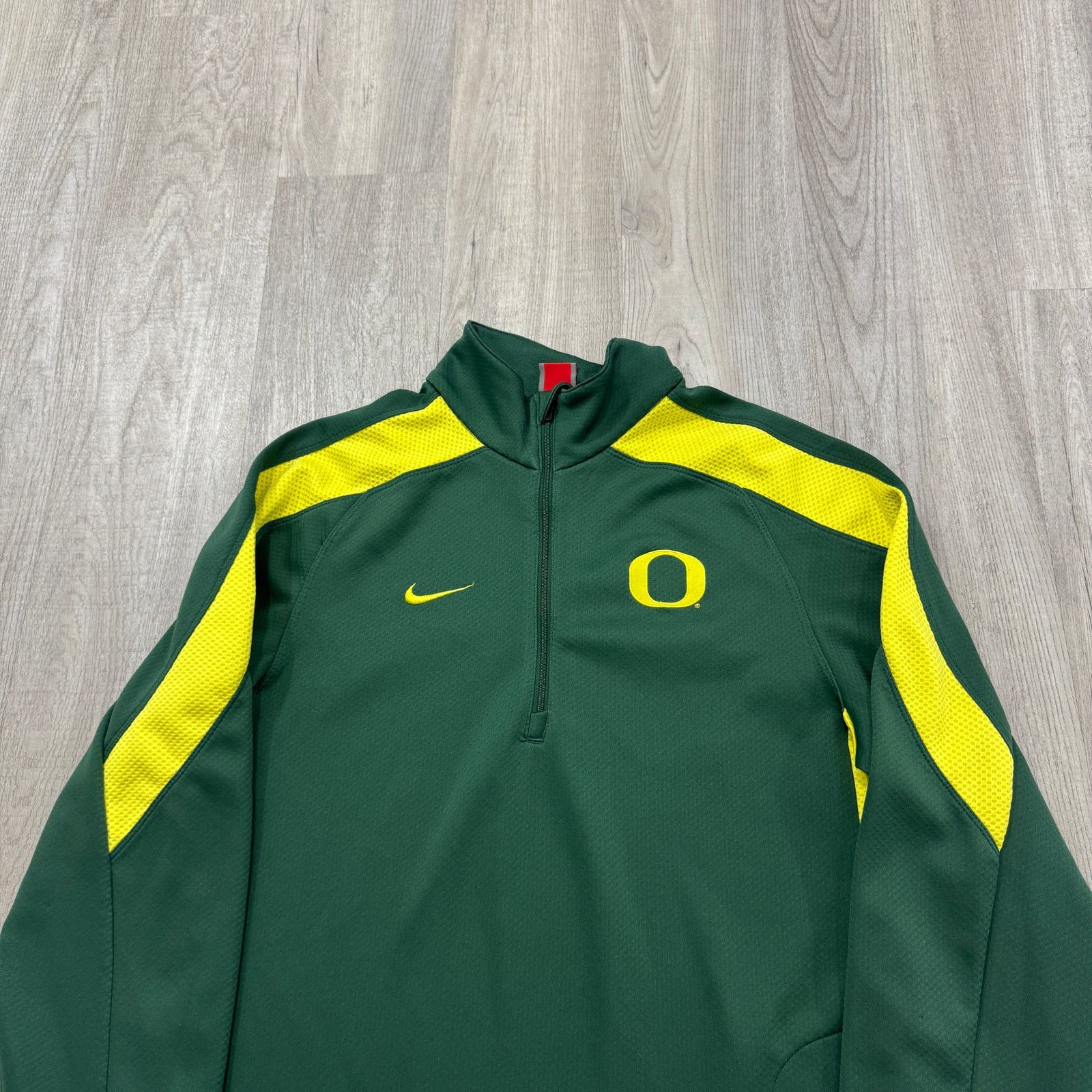 Nike Vintage Nike Oregon Ducks 1/4 Zip Pullover Men's Small Size US S / EU 44-46 / 1 - 2 Thumbnail