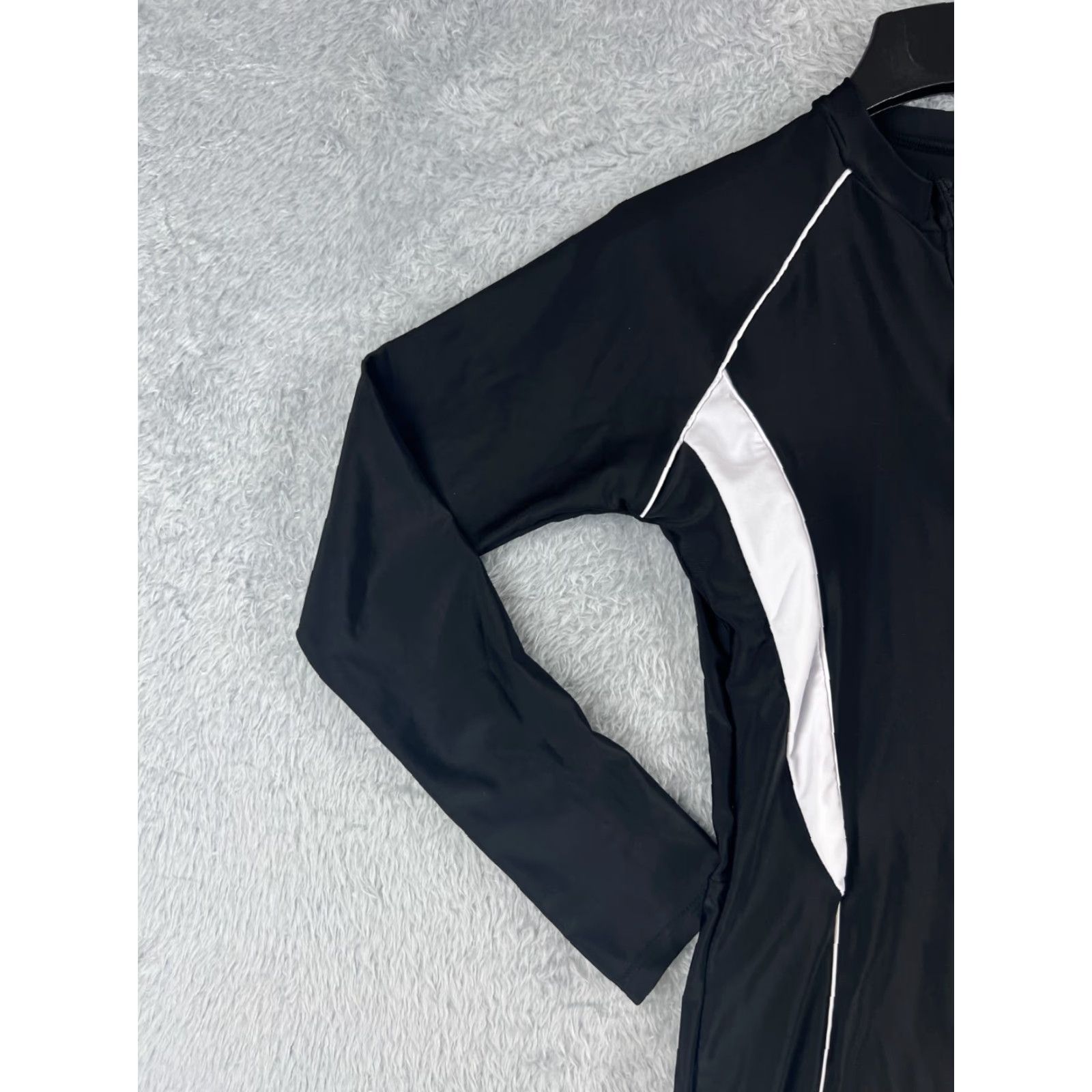 Vintage VINTAGE Women’s Black White Short Sleeve One Piece Swimsuit - Sports Surfing Nylon M Size 32" / US 10 / IT 46 - 3 Thumbnail