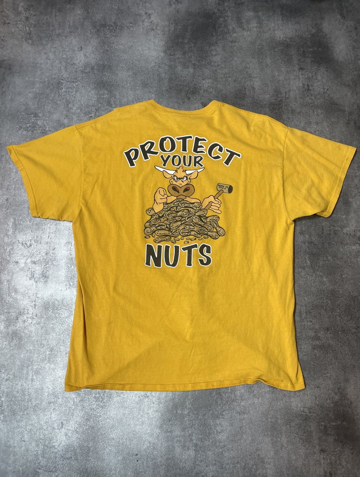 Vintage 🔥Offers🔥Vintage Y2K Humor Tee Protect Your Nuts Size US XXL / EU 58 / 5 - 1 Thumbnail